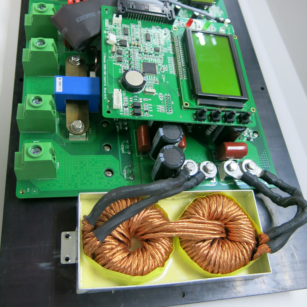 Multi-Voltage MPPT Solar Charge Controller for Residential Solar Systems